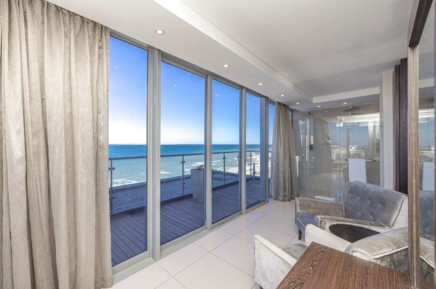 4 Bedroom Property for Sale in Waves Edge Western Cape